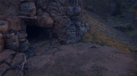 Wolf Den, Phokis .